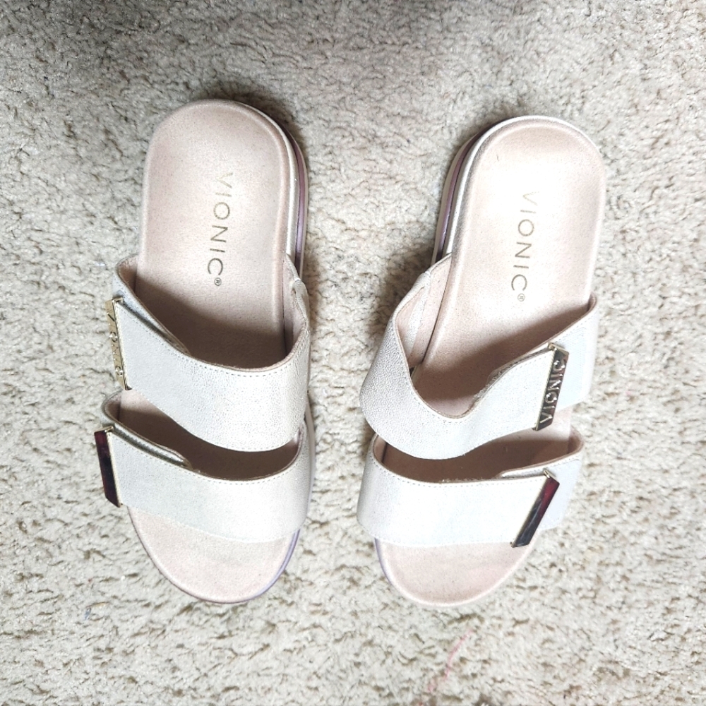 Vionic adjustable slide sandals "brandie" size 5